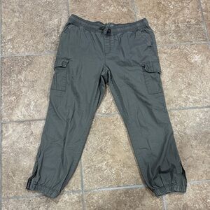 Natural Reflections Women's Cargo Pants in Dark Gray